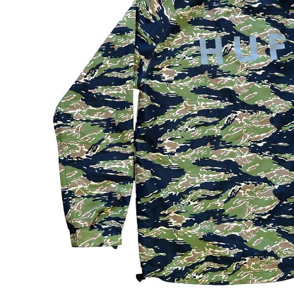 HUF Camo Jacket Windbreaker Mens Med Green Black Streetwear Urban Utility Skater - Picture 5 of 16